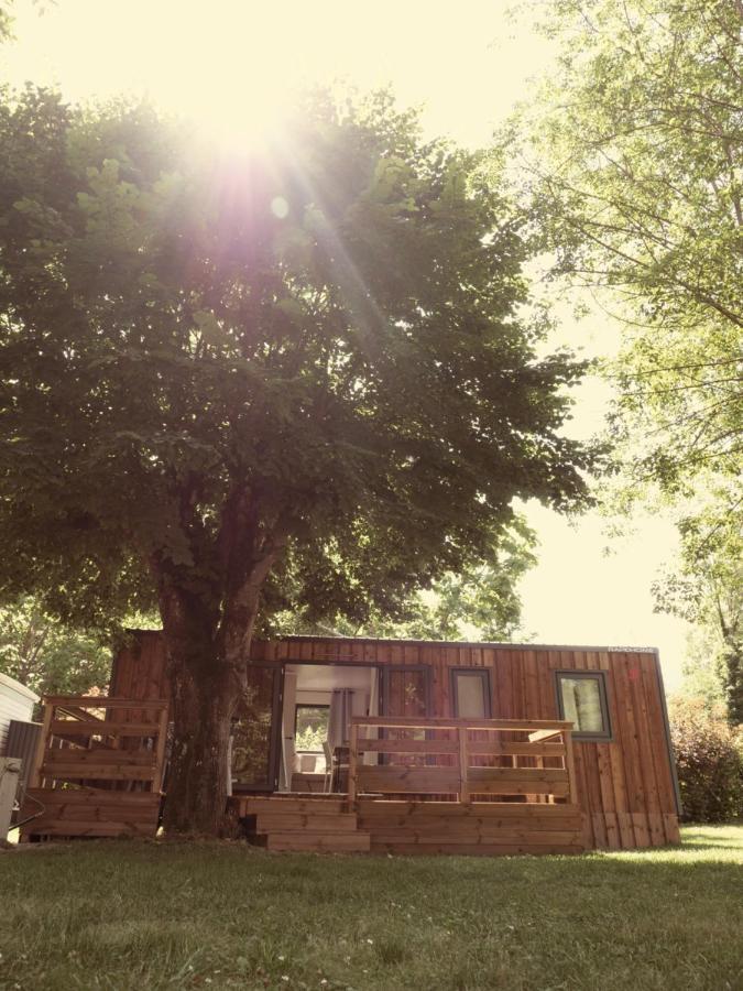 Camping Pays De Beille Les Cabannes  Exterior photo